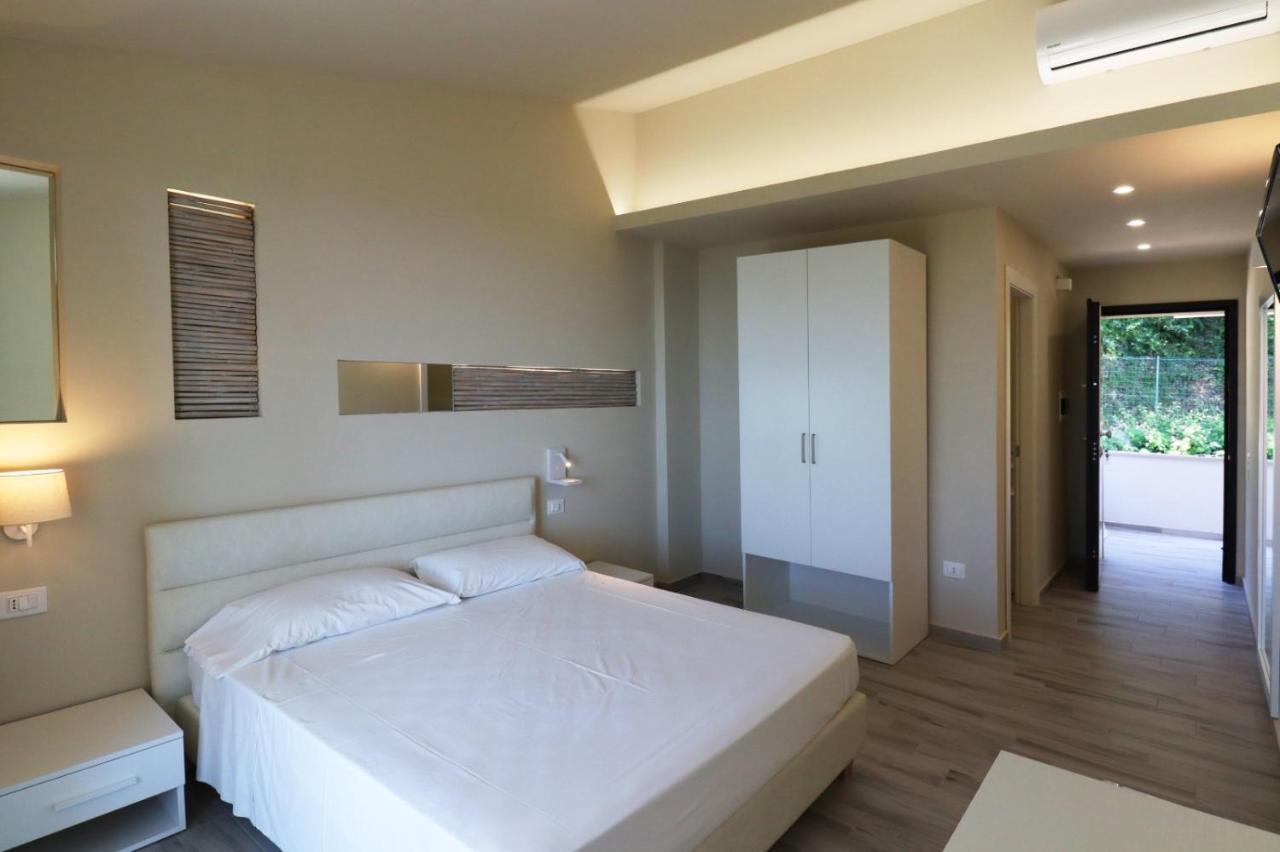 Borgo San Cosmo Tropea Bed & Breakfast Brattiro Exterior photo