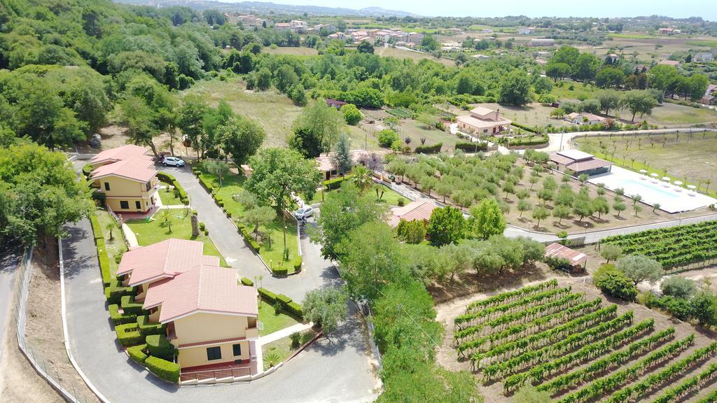 Borgo San Cosmo Tropea Bed & Breakfast Brattiro Exterior photo